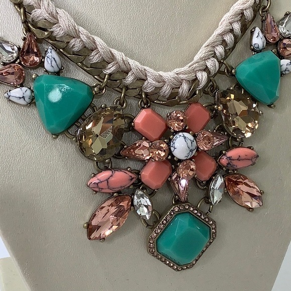 Chloe + Isabel multi color stones and crystals rope trim necklace SZ 16-18 EUC - Picture 10 of 13